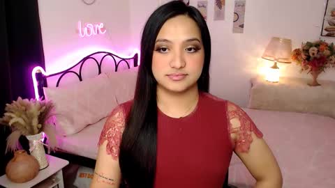 Queen Cyrine online show from November 2025 09:03:01 AM