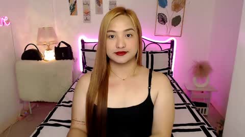 Snapshot of slave_amanda69 chatting on June 2026 06:36:02 AM Queen Cyrine online show from June 2026 06:36:02 AM