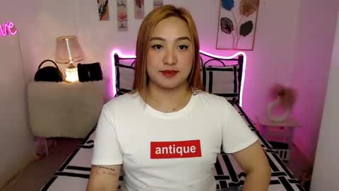 Snapshot of slave_amanda69 chatting on June 2026 11:20:02 AM Queen Cyrine online show from June 2026 11:20:02 AM