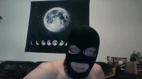 Snapshot of slaveforgodess chatting on October 2025 01:28:01 AM slaveforgodess online show from October 2025 01:28:01 AM