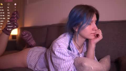 Sonya online show from December 2025 09:00:01 PM