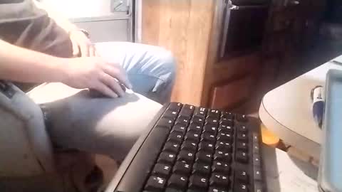 sleepwithyou online show from November 2025 06:34:01 AM