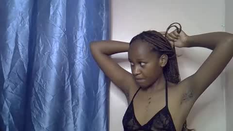 Snapshot of slim_alicia chatting on December 2025 04:02:01 PM Alicia online show from December 2025 04:02:01 PM