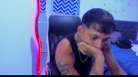 slim_master12 online show from December 2024 05:07:01 AM