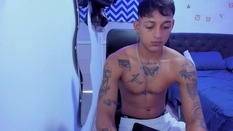 slim_master12 online show from December 2024 05:44:02 PM