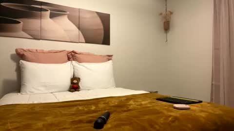 Barbie Stylebender online show from December 2025 05:26:01 AM