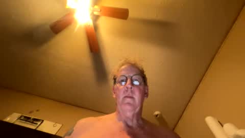 slimjim061560 online show from May 2026 11:23:04 PM