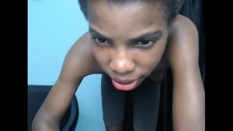 Snapshot of slimzyxdoll chatting on March 2025 07:56:01 PM slimzyxdoll online show from March 2025 07:56:01 PM