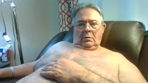 Snapshot of slippery_duck chatting on February 2025 01:44:01 PM slippery_duck online show from February 2025 01:44:01 PM