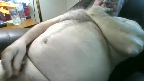 Snapshot of slippery_duck chatting on March 2025 01:47:01 PM slippery_duck online show from March 2025 01:47:01 PM