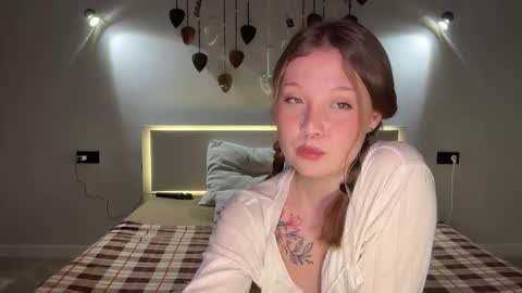 Lola and Li -  online show from November 2025 02:54:01 PM