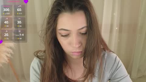 Snapshot of slow_flower chatting on November 2025 12:38:02 PM Emilia online show from November 2025 12:38:02 PM