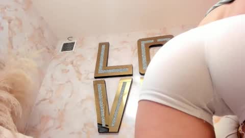 Snapshot of slut_milf4u chatting on February 2026 01:26:02 AM Paola online show from February 2026 01:26:02 AM