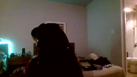 Snapshot of slutman777 chatting on January 2025 01:29:01 AM Phillup Slutz online show from January 2025 01:29:01 AM