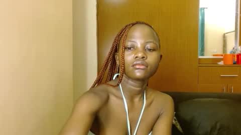 Bree online show from February 2026 07:28:01 PM