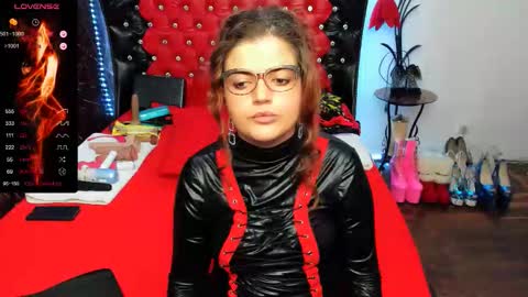 Snapshot of slutty_milf_bitch chatting on September 2025 08:09:01 PM Ana online show from September 2025 08:09:01 PM