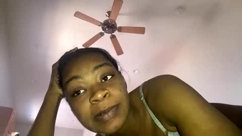 Snapshot of sluttyduchess1 chatting on February 2026 05:36:01 PM sluttyduchess1 online show from February 2026 05:36:01 PM