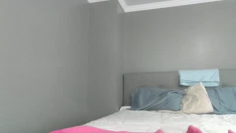 Snapshot of sluttyjess31 chatting on February 2026 04:17:01 PM Jessica online show from February 2026 04:17:01 PM