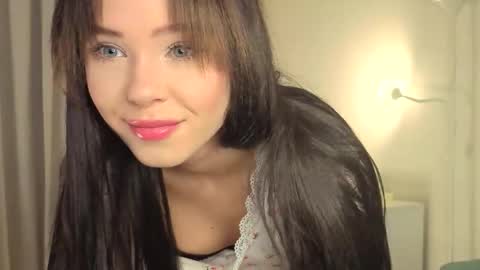 Lily online show from November 2025 02:05:02 PM