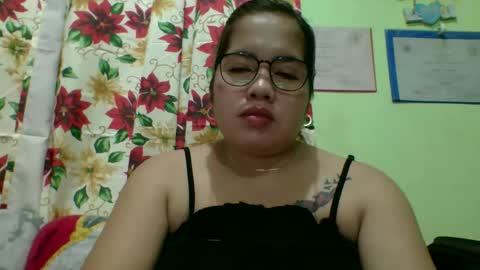 Snapshot of small_boobs59 chatting on November 2025 10:26:02 AM Lovewella online show from November 2025 10:26:02 AM