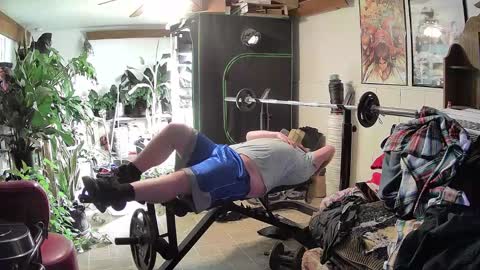 Snapshot of smallchubbers chatting on February 2025 11:52:02 PM smallchubbers online show from February 2025 11:52:02 PM