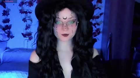 smallimpmeili online show from October 2025 07:12:01 PM