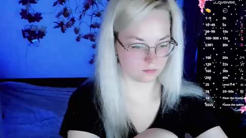 smallimpmeili online show from November 2025 08:07:01 PM