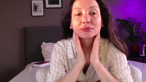 Anna no bbbbybybbabebyy just Anna. And dont call me mom please. online show from February 2025 05:20:01 AM