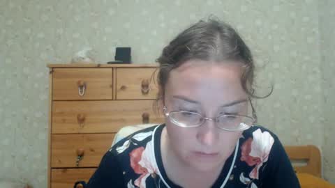 smart_rose online show from June 2026 05:10:02 PM