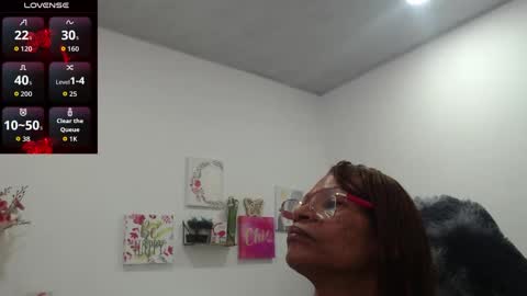 Smileth online show from October 2025 01:07:01 PM
