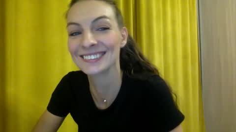 Snapshot of smiling_lexa chatting on November 2025 06:53:01 PM smiling_lexa online show from November 2025 06:53:01 PM