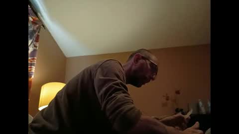 smoke-4-me online show from February 2026 03:01:01 PM