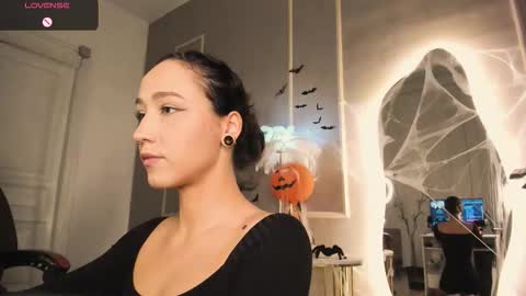 Smoki online show from October 2025 02:02:01 PM