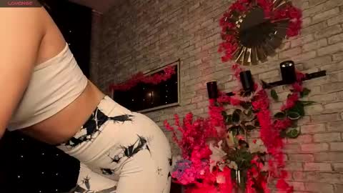 Smoki online show from November 2025 02:06:01 PM