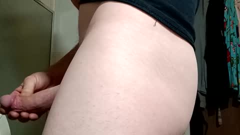 Snapshot of smokewagon22 chatting on February 2026 09:14:02 AM smokewagon22 online show from February 2026 09:14:02 AM