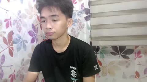 smooth3218 online show from February 2026 04:03:02 PM