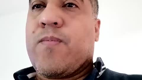 Snapshot of smoothstrik3r chatting on May 2026 05:54:02 PM smoothstrik3r online show from May 2026 05:54:02 PM