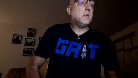 Snapshot of sms172 chatting on January 2025 11:21:01 PM sms172 online show from January 2025 11:21:01 PM