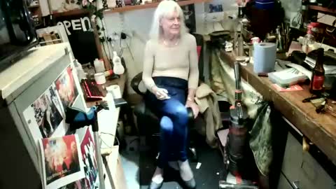 mish online show from December 2024 02:09:01 AM