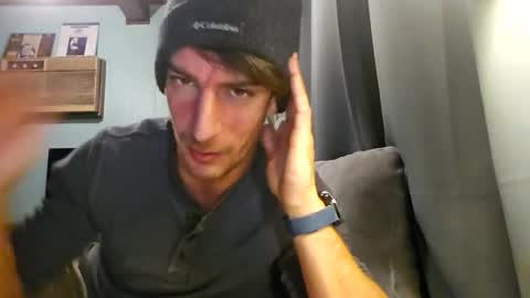 Snackyyyy online show from February 2026 03:24:01 AM