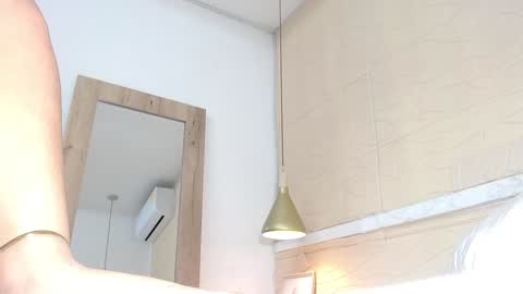 Snapshot of sneakyy_fantasy chatting on January 2025 10:17:01 AM Hellen  online show from January 2025 10:17:01 AM