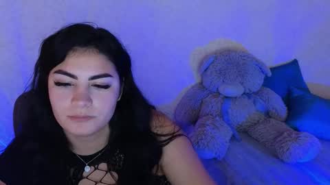 Snapshot of snickertail chatting on October 2025 11:09:01 AM Olivia online show from October 2025 11:09:01 AM