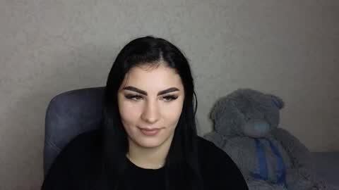 Snapshot of snickertail chatting on October 2025 03:44:01 PM Olivia online show from October 2025 03:44:01 PM