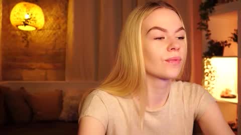 Hanna online show from December 2025 09:40:02 AM