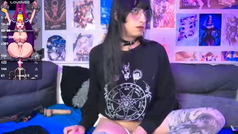 Snow and Bubble online show from September 2025 03:01:02 PM