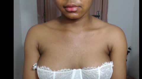 snowdrop5 online show from November 2025 09:03:01 PM