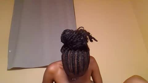 Snowie eyes online show from November 2025 12:49:01 AM