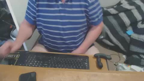 Snapshot of snwplwdrvr chatting on March 2026 04:23:01 PM snwplwdrvr online show from March 2026 04:23:01 PM