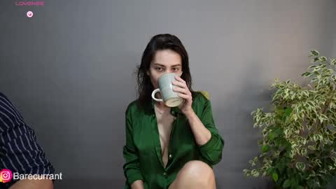 Yesenia online show from February 2025 01:46:01 PM