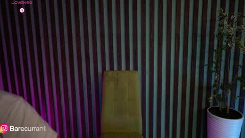 Snapshot of sochnogirls chatting on October 2025 08:46:02 PM Yesenia online show from October 2025 08:46:02 PM